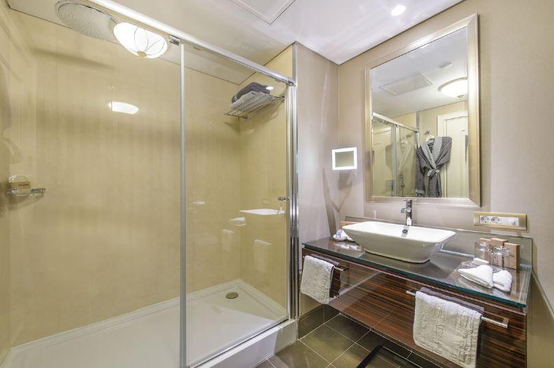 Elite World Florya — Banyo